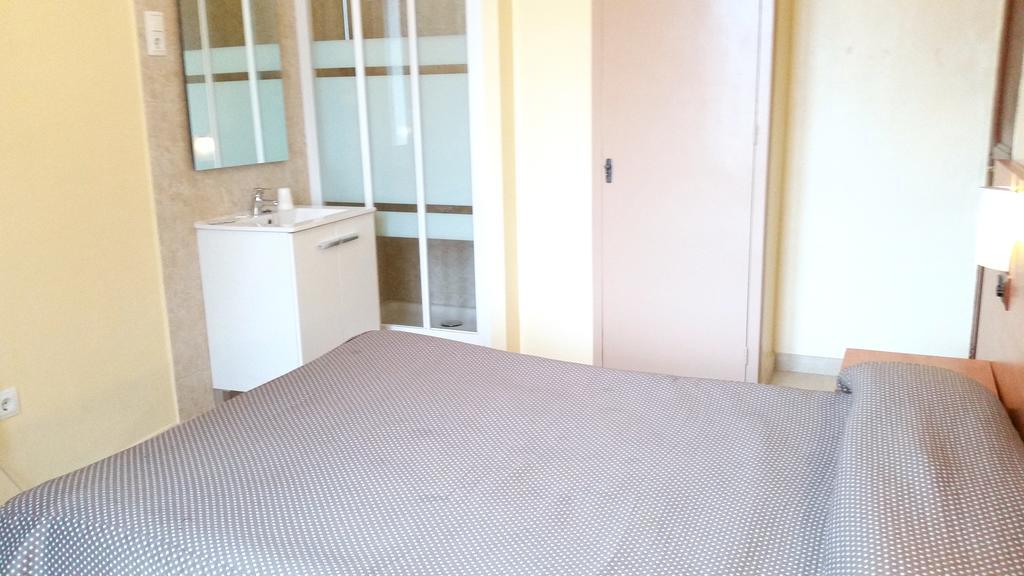 Hostal Capitol Ramblas — Foto 3